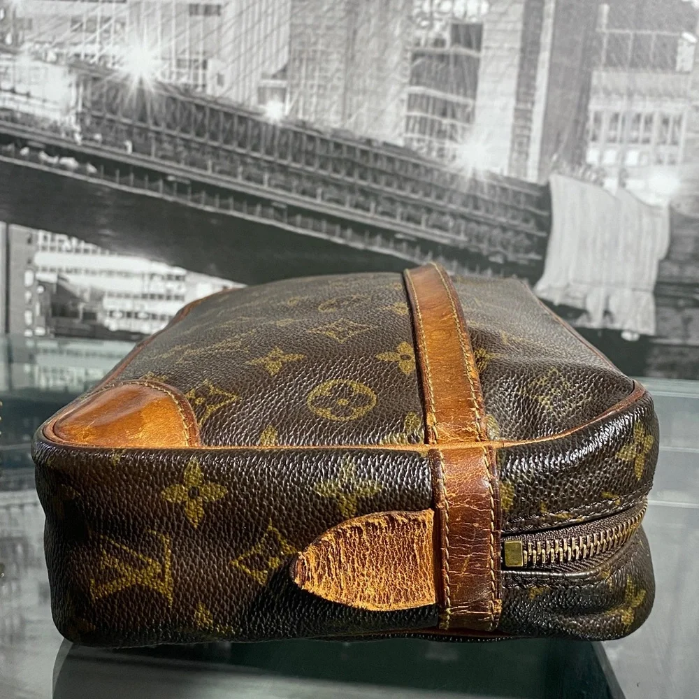 Authentic Louis Vuitton Vintage Monogram Compiegne Cosmetic Clutch Bag